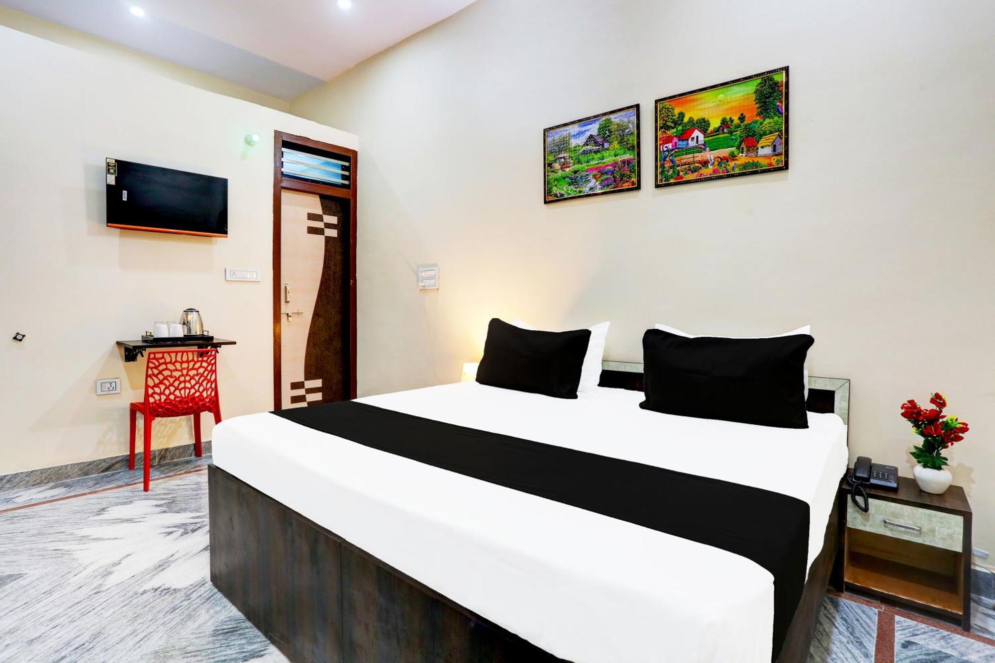 Super Hotel O Swarnim Hotel Neemrana Exterior photo