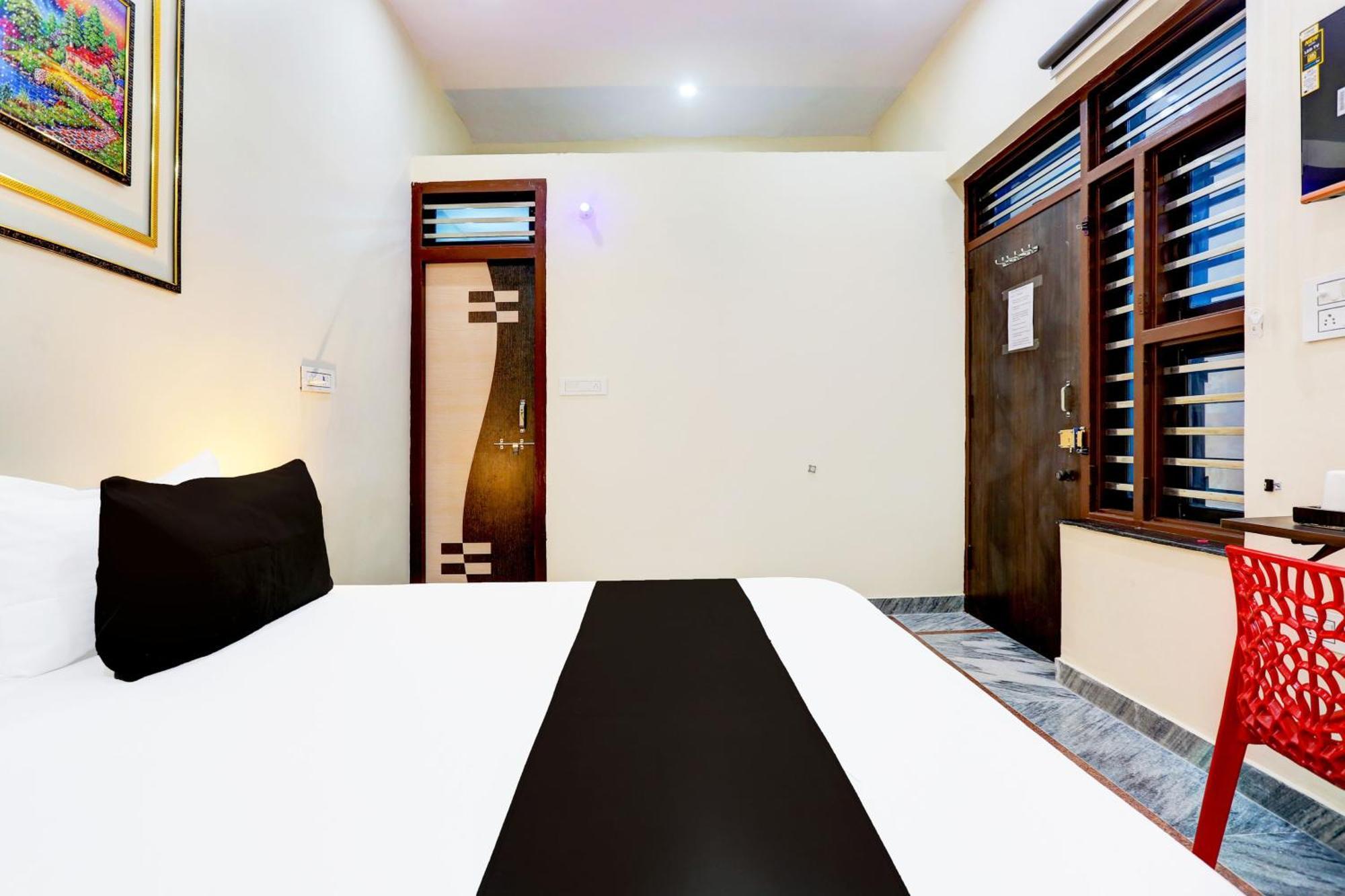 Super Hotel O Swarnim Hotel Neemrana Exterior photo