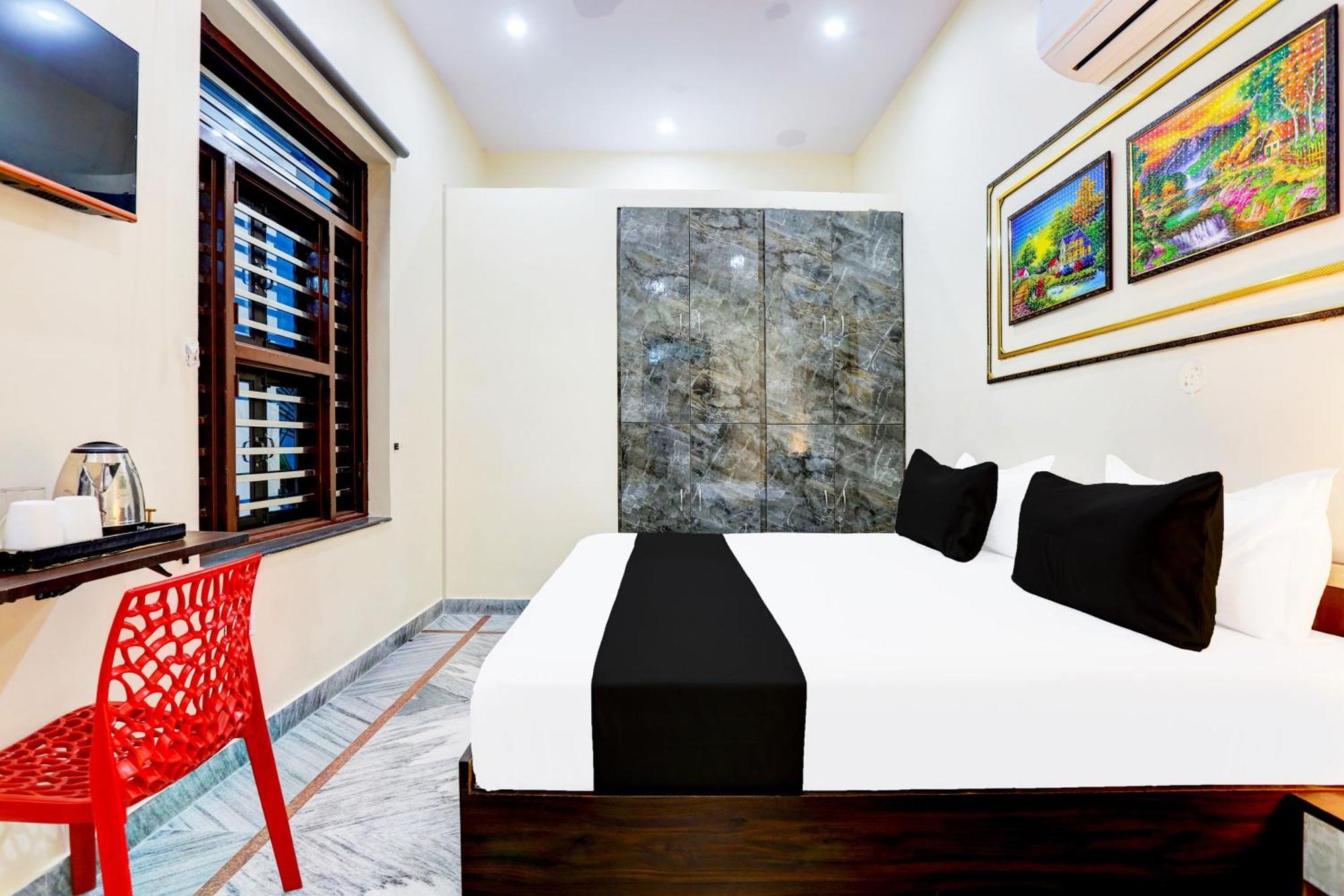 Super Hotel O Swarnim Hotel Neemrana Exterior photo